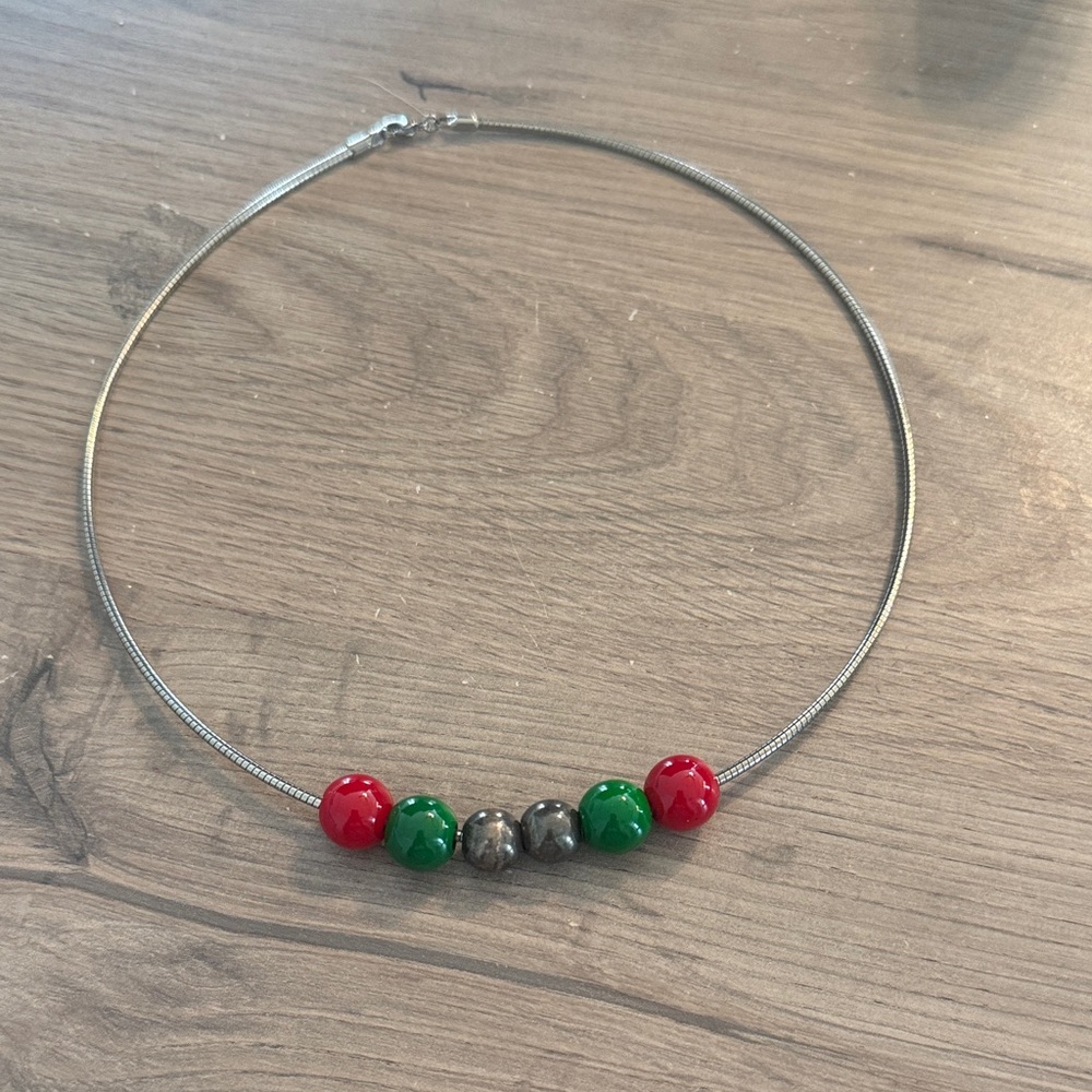 Chic Silver Necklace with Red and Green Accents